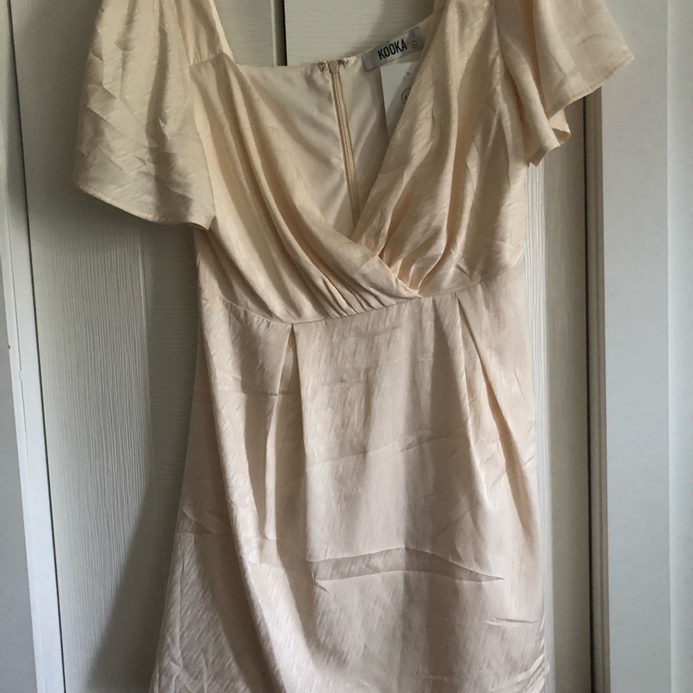 Kooka Morgan Shirring Satin Mini Dress size Large with tags never worn